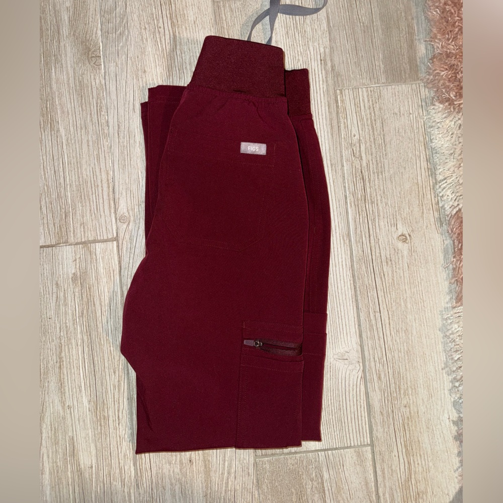 Figs Women's Burgundy Pants